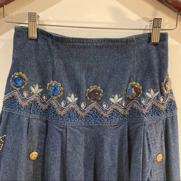 FOX Sz M Bohemian  Art to Wear Denim Jeans A-line Full Flare Buttoned Skirt - Picture 2 of 9